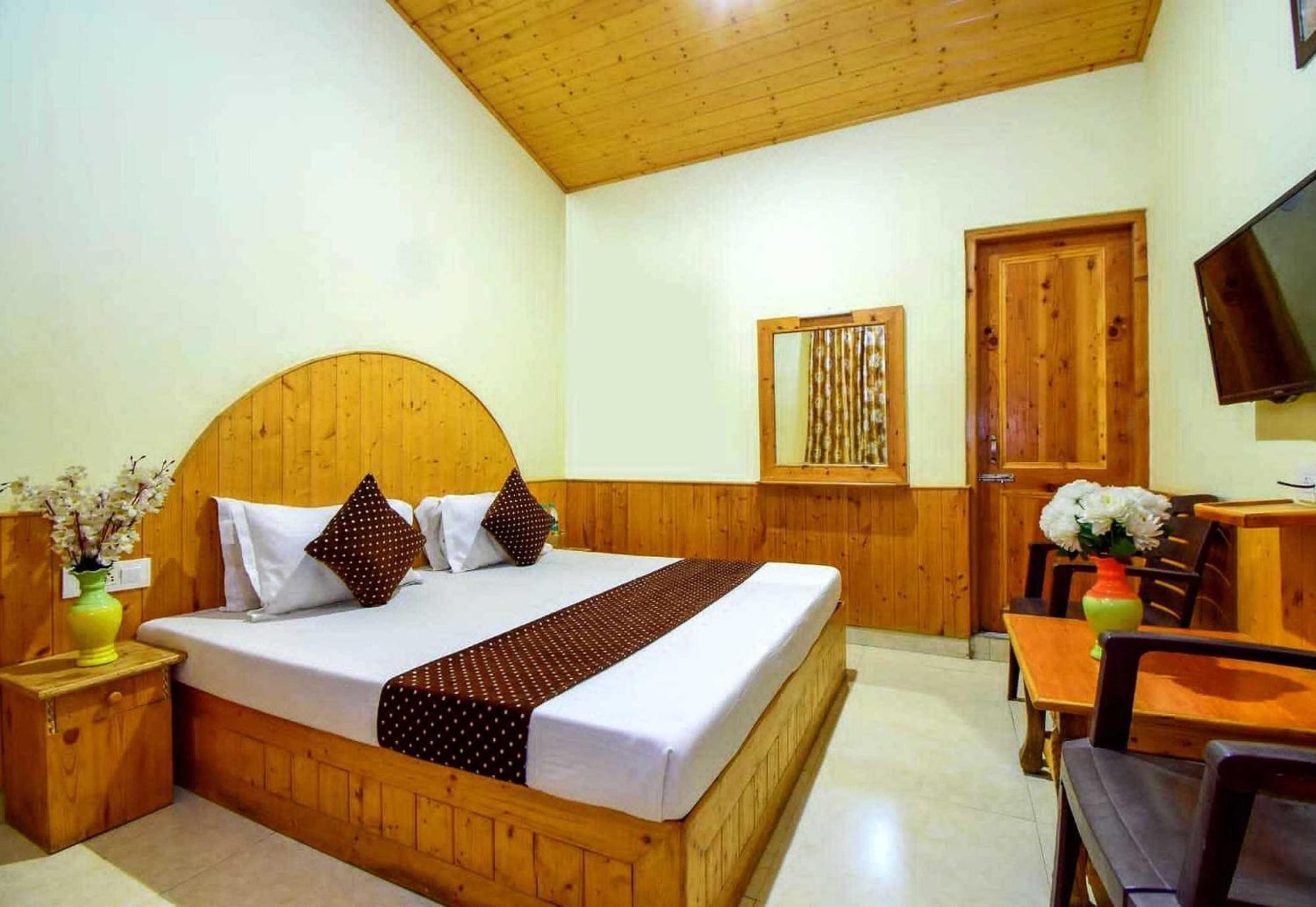 Oyo Flagship 82405 Cochin Villa 마날리 외부 사진
