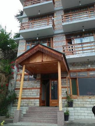 Oyo Flagship 82405 Cochin Villa 마날리 외부 사진